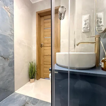 Victus Apartamenty, Statki Na Niebie Σόποτ